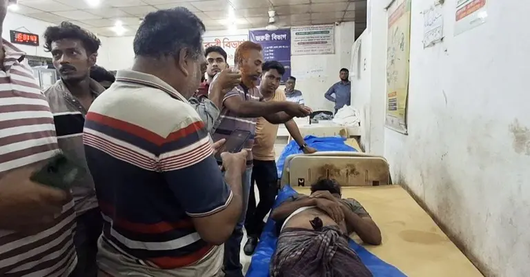 হাসপাতালের বিছানায় জাকির হোসেনের মরদেহ